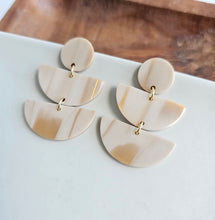Load image into Gallery viewer, Shawn Earrings