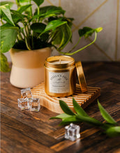 Load image into Gallery viewer, Chic Gold Candle