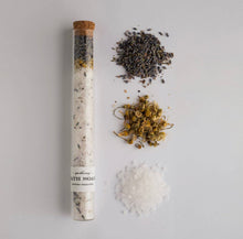 Load image into Gallery viewer, Lavender & Chamomile Bath Soak