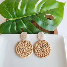 Load image into Gallery viewer, Vacation Vibes Earrings