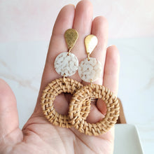 Load image into Gallery viewer, Weekend Vibes Earrings