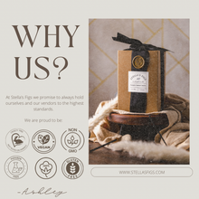 Load image into Gallery viewer, Christmas 12oz Gold Candle
